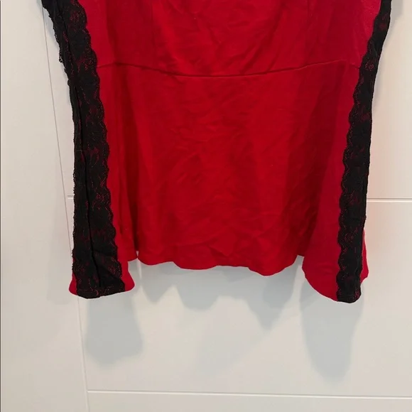 Torrid Vibrant Red sleeveless shirt size 0X - Picture 5 of 7